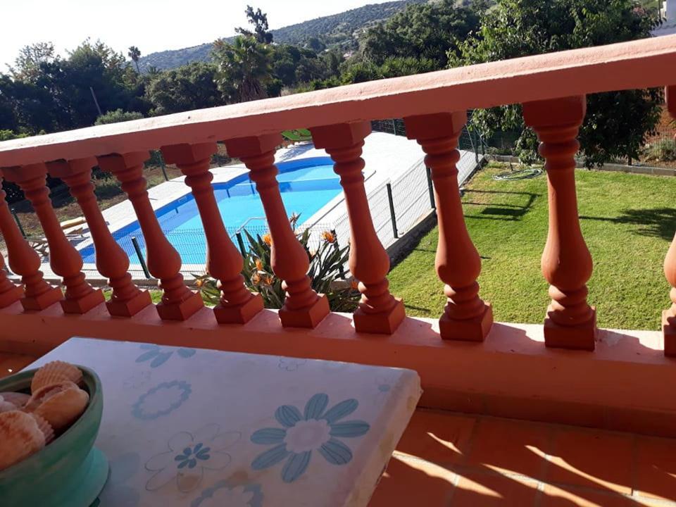Hotel Vivenda Os Silvas Odiáxere Esterno foto